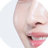 광대뼈 부위 — 광고용 이미지 모델
